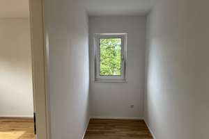 Erstbezug | exklusive 2,5-Zimmer Wohnung | Einbauküche | Balkon | Einzelgarage | ER-Zentrum – Anton-Bruckner-Straße 8, 91052 Röthelheim, Erlangen – Vorschaubild 25