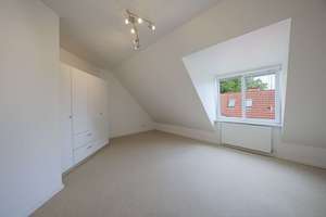 Seltene Maisonette-Wohnung mit Charme. – Schenefelder Landstraße 166, 22589 Iserbrook, Hamburg – Vorschaubild 14