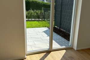 Exklusive Doppelhaushälfte mit schönem Garten, Alu-Carport und Grundwasser-Wärmepumpe – Wiesenweg 1, 85434 Erding (Kreis) – Vorschaubild 5