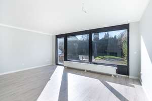 Bielefeld-Jöllenbeck: modernes Zweifamilienhaus mit vielen Nutzungsmöglichkeiten! 159 m² | Garage – Die vollständige Adresse der Immobilie erhältst du vom Anbieter., 33739 Jöllenbeck, Bielefeld – Vorschaubild 5