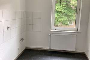 Wir renovieren für Sie! 3 Zimmer Wohnung mit Garten und Balkon im modernisierten Objekt! – Ilschenberg 9, 38229 Hallendorf, Salzgitter – Vorschaubild 5