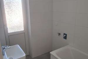 Großzügige Altbauwohnung mit Balkon und Wannenbad – Fürstenstraße 26, 51065 Buchheim, Köln – Vorschaubild 3