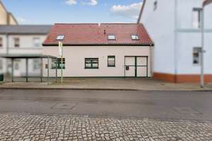 Lebensqualität pur – gemütliches Eigenheim mit 192 Qm Wohnfläche bei Brandenburg an der Havel – Die vollständige Adresse der Immobilie erhältst du vom Anbieter., 14774 Plaue, Brandenburg an der Havel – Vorschaubild 14