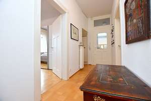 Wunderschöner Altbau mit   tollem Blick über die Stadt in Stuttgart Mitte – Die vollständige Adresse der Immobilie erhältst du vom Anbieter., 70182 Diemershalde, Stuttgart – Vorschaubild 26