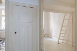 Altbaucharme nahe Boxhagener Platz – ruhig gelegene 2-Zimmer-Wohnung mit Potenzial – Die vollständige Adresse der Immobilie erhältst du vom Anbieter., 10247 Friedrichshain, Berlin – Vorschaubild 5