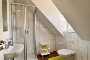 Großes Einfamilienhaus - Baujahr 2006 - mit 1.916 m² Grundstück, Doppelgarage & Homeoffice-Potenzial – Krottenseer Hauptstraße 14, 91284 Neuhaus an der Pegnitz – Vorschaubild 61