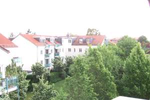 Sehr helle und ruhige 2 Zimmer-Wohnung mit Balkon und freiem Ausblick Nähe U 2 Josephsburg