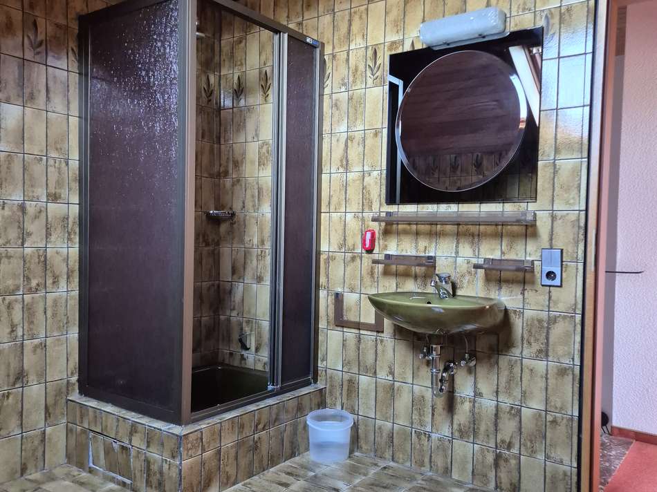Dusche DG