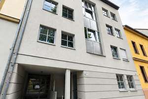 Gepflegte Eigentumswohnung im Erdgeschoss mit Stellplatz und Keller in Halle (Saale)