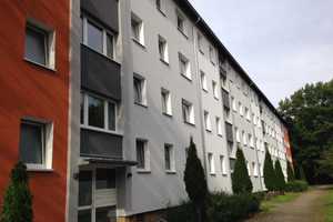 Stolpstraße 33, 3 L - 2 Zimmer Wohnung mit Tageslichtbad und Balkon – Stolpstr. 33, 38124 Braunschweig – Vorschaubild 2