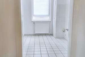 Exklusive 2-Zimmer-Hochparterre-Wohnung ca. 100m Luftlinie entfernt vom Maschsee … – Die vollständige Adresse der Immobilie erhältst du vom Anbieter., 30169 Südstadt, Hannover – Vorschaubild 11
