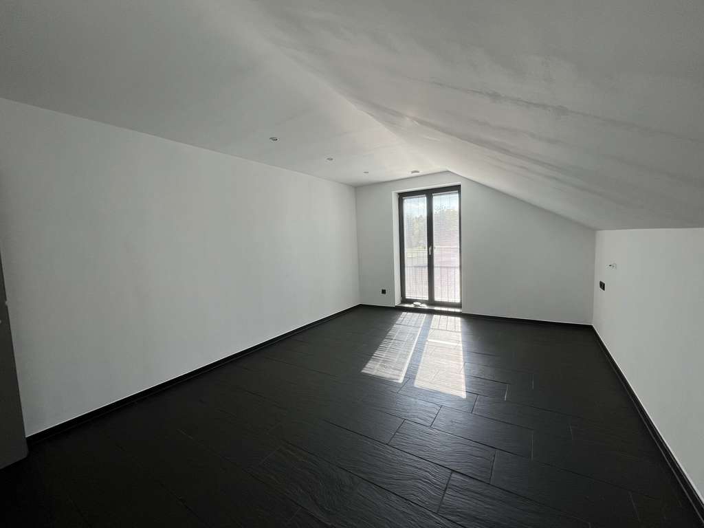 Immobilie in Sigmarszell - Dachgeschoss Wohnung mit großzügiger Sonnenterrasse - Bild 2