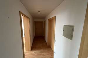 Mehrfamilienhaus mit sechs Wohnungen in Ellenberg!
KEINE KÄUFERPROVISION – Die vollständige Adresse der Immobilie erhältst du vom Anbieter., 34302 Guxhagen – Vorschaubild 14
