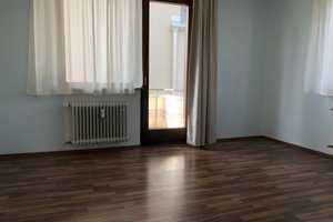 Sonnige 3 Zi. Wohnung für WG oder Einzelperson – Luisenstr. XY, 75172 Pforzheim – Vorschaubild 2