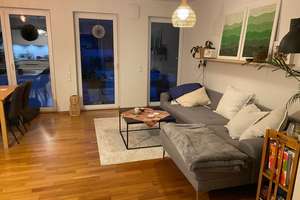 Moderne 2-Zimmer-Wohnung mit Balkon, Einbauküche, Lift, Garage – ruhige Lage am Stadtpark