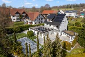 PRIVATE LUXUSVILLA – WOHNEN WIE IM URLAUB. JEDEN TAG. Rheinfelden-Karsau – Die vollständige Adresse der Immobilie erhältst du vom Anbieter., 79618 Rheinfelden (Baden) – Vorschaubild 2