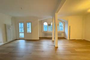 Sanierte, WG-geeignete 4-Zimmer-City-Wohnung in Stuttgart-Mitte – Die vollständige Adresse der Immobilie erhältst du vom Anbieter., 70173 Neue Vorstadt, Stuttgart – Vorschaubild 9