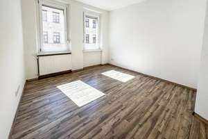 Bezugsfreie 4-Zimmer-Wohnung mit Balkon und zwei Bädern im Herzen von Fürth – Die vollständige Adresse der Immobilie erhältst du vom Anbieter., 90762 Altstadt, Innenstadt, Fürth – Vorschaubild 7