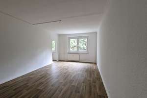 ***1-Zimmer Kuschelnest gesucht? Hier gibt's sogar Platz für Schaumbäder*** – An der Kotsche 32, 4207 Lausen-Grünau, Leipzig – Vorschaubild 2