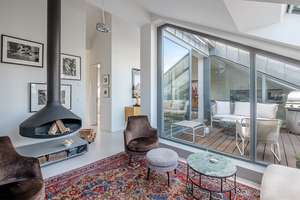 Einzigartiges Penthouse mit Terrasse, Atrium und Kamin im begehrten Bötzowkiez – Die vollständige Adresse der Immobilie erhältst du vom Anbieter., 10405 Prenzlauer Berg, Berlin – Vorschaubild 1