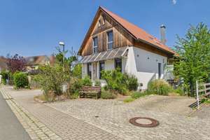 Architektonisches Wohnhighlight im Herzen von Wendelstein - mit ausgezeichneter Energiebilanz! – Die vollständige Adresse der Immobilie erhältst du vom Anbieter., 90530 Wendelstein – Vorschaubild 2