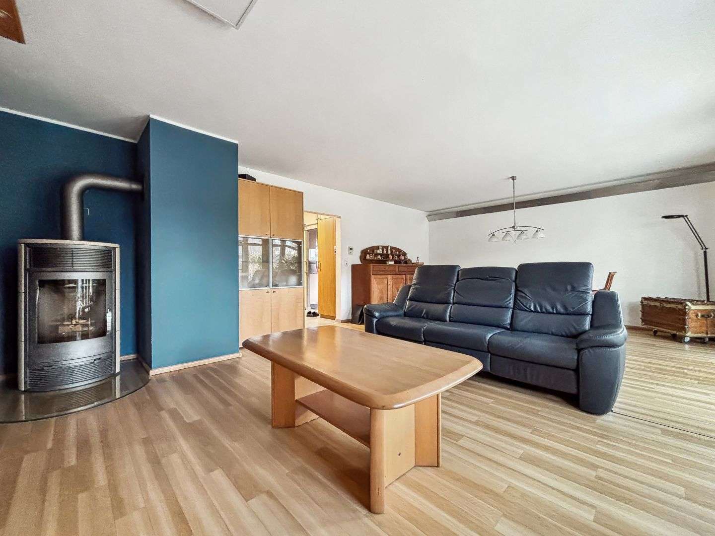 Immobilie in Cremlingen - Ein-Zweifamilienhaus mit ca. 196 m² Wohnfläche in Weddel - Cremlingen - Bild 3