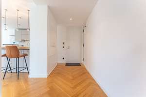 GRÜN - PRIVAT - LUXURÖS
Traumhafte Penthousewohnung mit 76 m² Terasse – Die vollständige Adresse der Immobilie erhältst du vom Anbieter., 81927 Englschalking, München – Vorschaubild 2