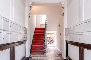 Moderne und lichtdurchflutete Dachgeschosswohnung im klassischen Altbau – Die vollständige Adresse der Immobilie erhältst du vom Anbieter., 10245 Friedrichshain, Berlin – Vorschaubild 12