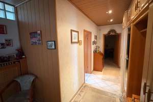 Gepflegte 2,5-Zimmer Wohnung mit Balkon und Wintergarten – Mülheimer Str. 300, 46045 Dümpten, Oberhausen – Vorschaubild 2