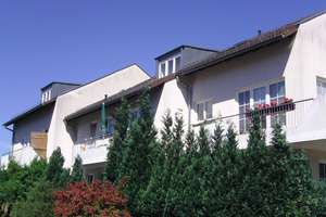 WBS erforderlich: Hochwertig modernisierte Wohnung mit Balkon
