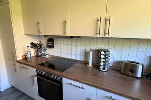 Lichtdurchflutete 3-Zi.-Wohnung mit zwei Terrassen, eigenem Garten und Wohlfühlambiente – Die vollständige Adresse der Immobilie erhältst du vom Anbieter., 21037 Ochsenwerder, Hamburg – Vorschaubild 2