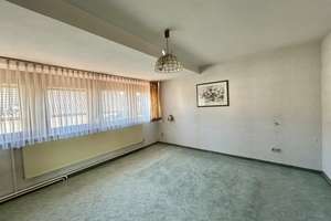 Einfamilienhaus mit Scheune in Erlangen-Eltersdorf – Die vollständige Adresse der Immobilie erhältst du vom Anbieter., 91058 Eltersdorf, Erlangen – Vorschaubild 9