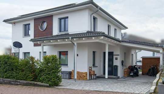 Bild von Villa in moderner Architektur nahe Frankfurt