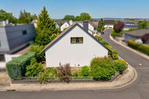Ein Haus, das mit Ihrer Familie wächst:   Raum.   Ruhe.   Perspektive. – Die vollständige Adresse der Immobilie erhältst du vom Anbieter., 63571 Gelnhausen – Vorschaubild 22