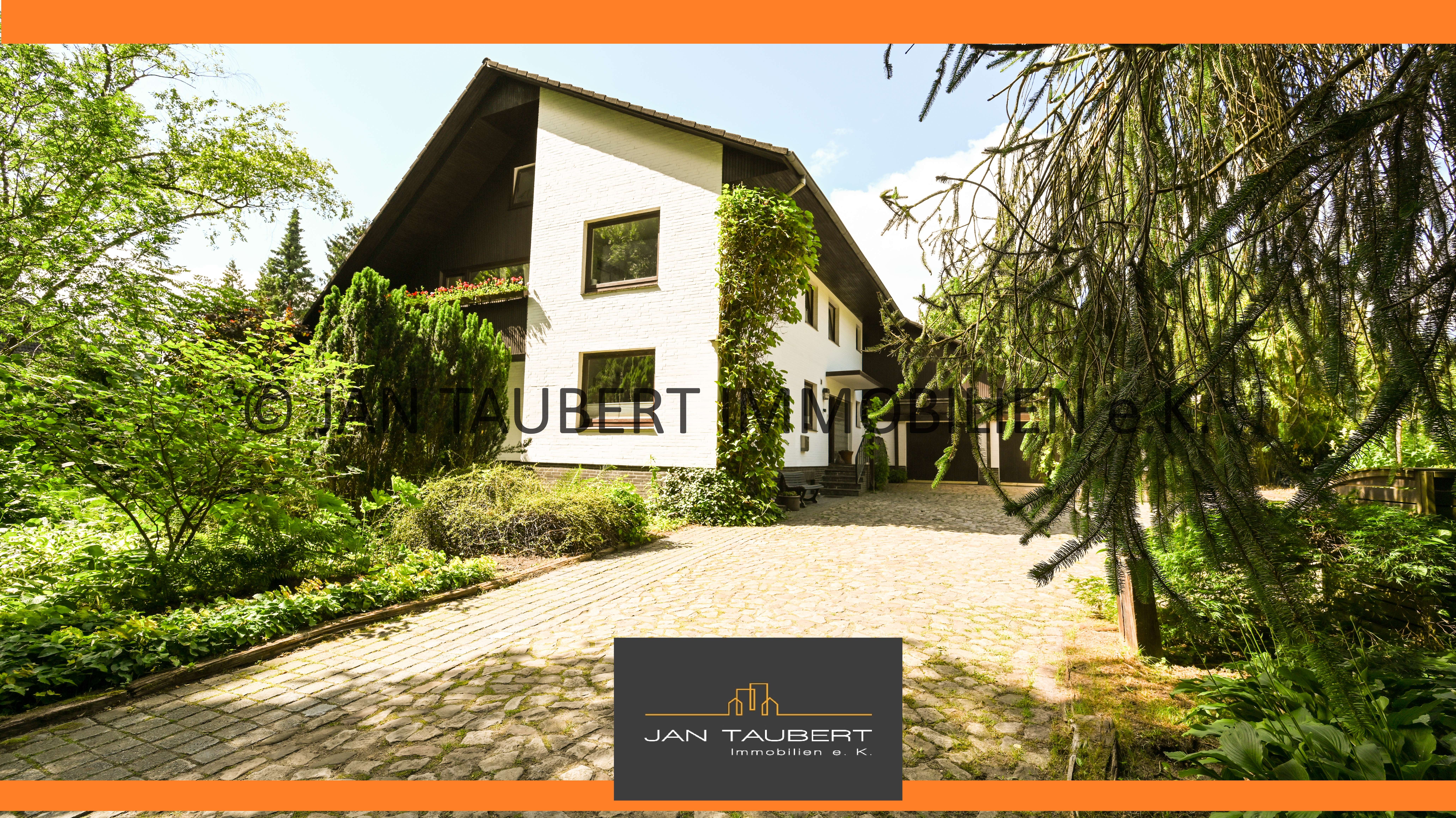 "ERHOLUNGSWALD GEGENÜBER" Wohnhaus für 2-3 Familien + wohnliches Souterrain/Spitzboden, Hamburg – Bild 1