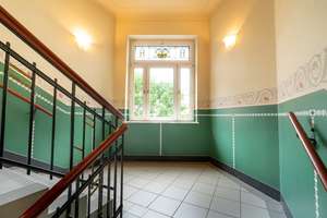 Altbaujuwel im Königstraßenviertel - lichtdurchflutet, charmant & voller Gestaltungsmöglichkeiten! – Die vollständige Adresse der Immobilie erhältst du vom Anbieter., 1097 Innere Neustadt, Dresden – Vorschaubild 4