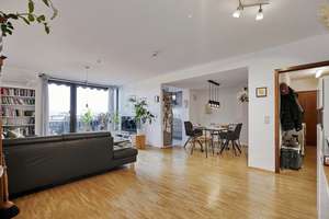 Zentral gelegene Dreizimmerwohnung optional mit Garage