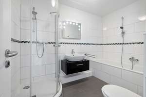 Modernisierte 3-Zimmer-Wohnung inkl. Tiefgaragenstellplatz – sofort bezugsfrei – Die vollständige Adresse der Immobilie erhältst du vom Anbieter., 22145 Rahlstedt, Hamburg – Vorschaubild 14