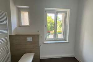 Helle Wohnung mit Balkon und Wohlfühlcharakter in Ebersdorf – Am Schnellen Markt 11, 9131 Ebersdorf, Chemnitz – Vorschaubild 3