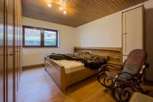 Freistehendes Einfamilienhaus mit Einliegerwohnung in naturnaher Lage! – Die vollständige Adresse der Immobilie erhältst du vom Anbieter., 73230 Kirchheim unter Teck – Vorschaubild 32