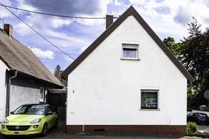 Neuer Preis: Einfamilienhaus mit großzügiger Terrasse in Top-Lage von Godramstein – Die vollständige Adresse der Immobilie erhältst du vom Anbieter., 76829 Landau-Godramstein, Landau in der Pfalz – Vorschaubild 2