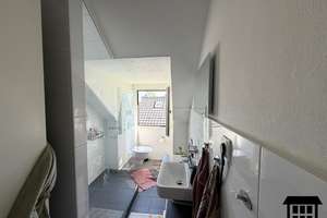 Ihr neues Zuhause in Bonn-Duisdorf: 2 Zimmer mit Stellplatz – Die vollständige Adresse der Immobilie erhältst du vom Anbieter., 53123 Duisdorf, Bonn – Vorschaubild 4