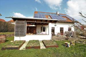 *RESERVIERT *  Einfamilienhaus mit Wohlfühlgarantie und schönem Garten in Preisenberg/Kumhausen – Die vollständige Adresse der Immobilie erhältst du vom Anbieter., 84036 Kumhausen – Vorschaubild 1