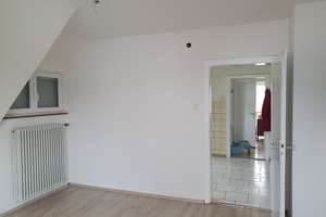 Sanierte 4-Zimmer-Hochparterre-Wohnung mit Balkon in Gottmadingen – 78244 Gottmadingen – Vorschaubild 6
