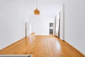 🌿 Hoch hinaus in Adlershof – helle 1-Zimmer-Altbau mit Dielen, 3-m-Decken & Blick zum Johannisthal – Die vollständige Adresse der Immobilie erhältst du vom Anbieter., 12489 Adlershof, Berlin – Vorschaubild 4