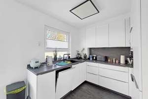 Modernisiertes Massivhaus mit offenem Wohnbereich, Garten und Garage – Die vollständige Adresse der Immobilie erhältst du vom Anbieter., 61267 Neu-Anspach – Vorschaubild 12
