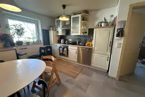 Renovierte kl. Doppelhaushälfte mit großem, gepflegtem Garten, Garage und Gartenhaus! – Kirschenweg 0, 86169 Augsburg – Vorschaubild 8