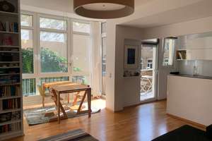 4-Zimmer-Wohnung mit Balkon und EBK in Stuttgart