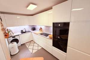 Attraktive 4-Zimmer-Split-Level-Wohnung mit Terrasse in ruhiger Innenhoflage nahe Leonrodplatz – Maximilian-Wetzger-Straße 5, 80636 Dom Pedro, München – Vorschaubild 3