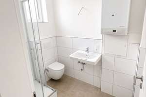 Schöne 5- Zimmerwohnung mit privatem Garten – Kyffhäuser Sr. 17, 41061 Gladbach, Mönchengladbach – Vorschaubild 8